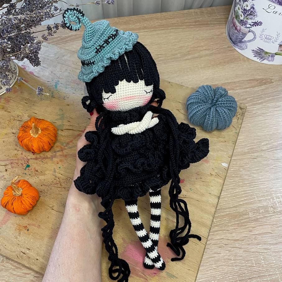 PDF Pattern Amigurumi Friendly Witch ENGLISH