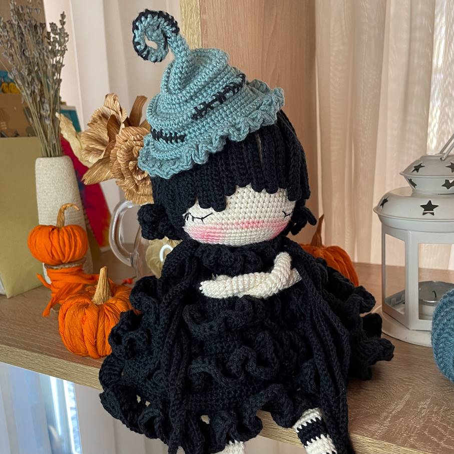 PDF Pattern Amigurumi Friendly Witch ENGLISH