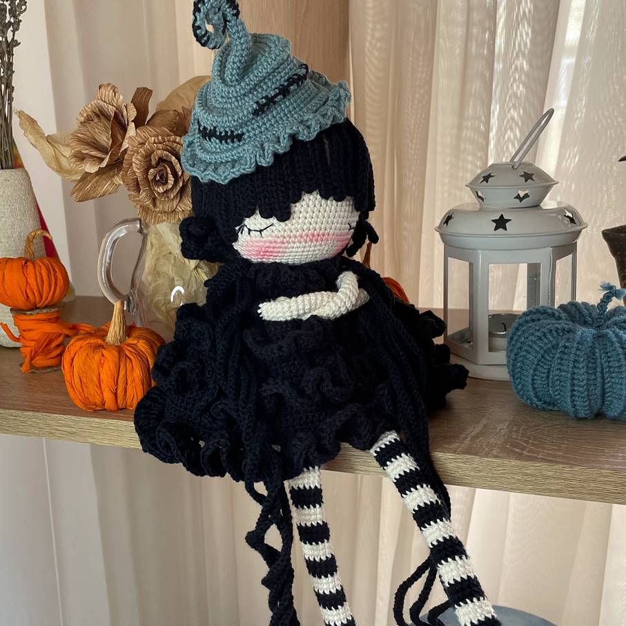 PDF Pattern Amigurumi Friendly Witch ENGLISH