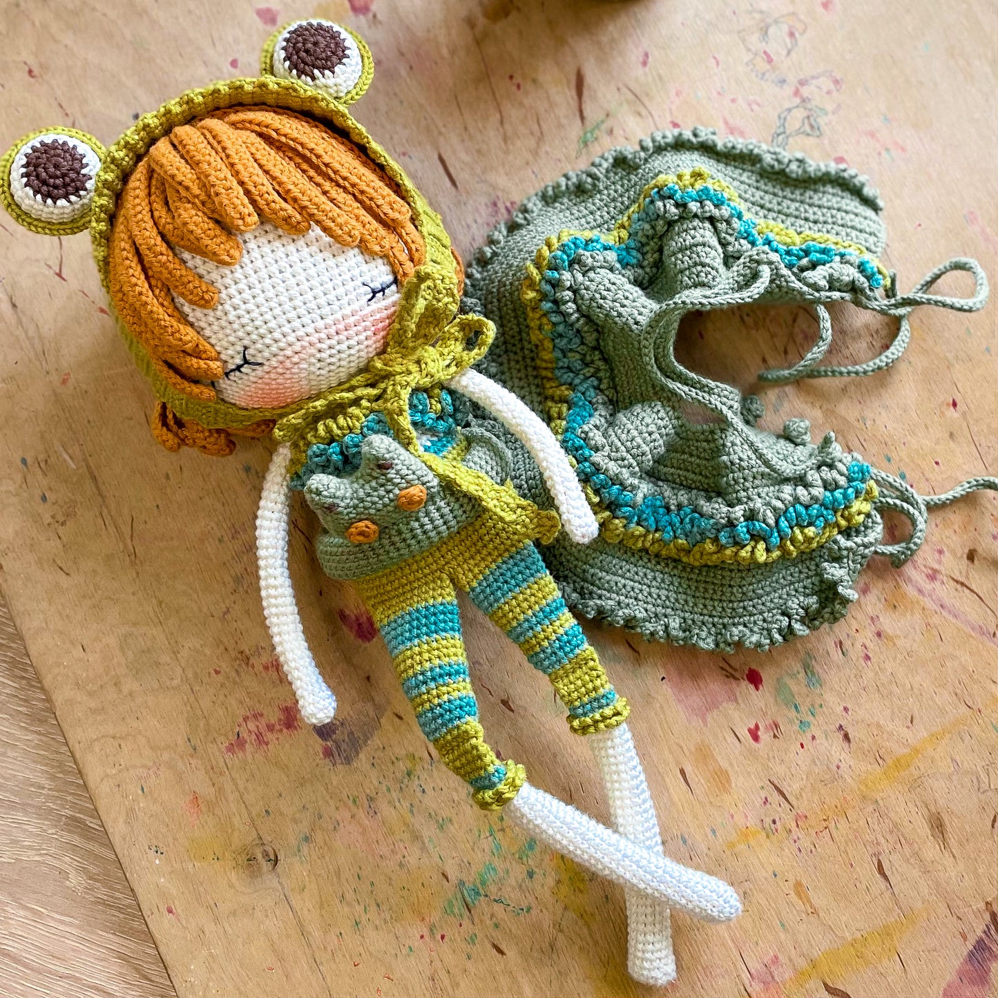 PDF Pattern Amigurumi Friendly Frog ENGLISH