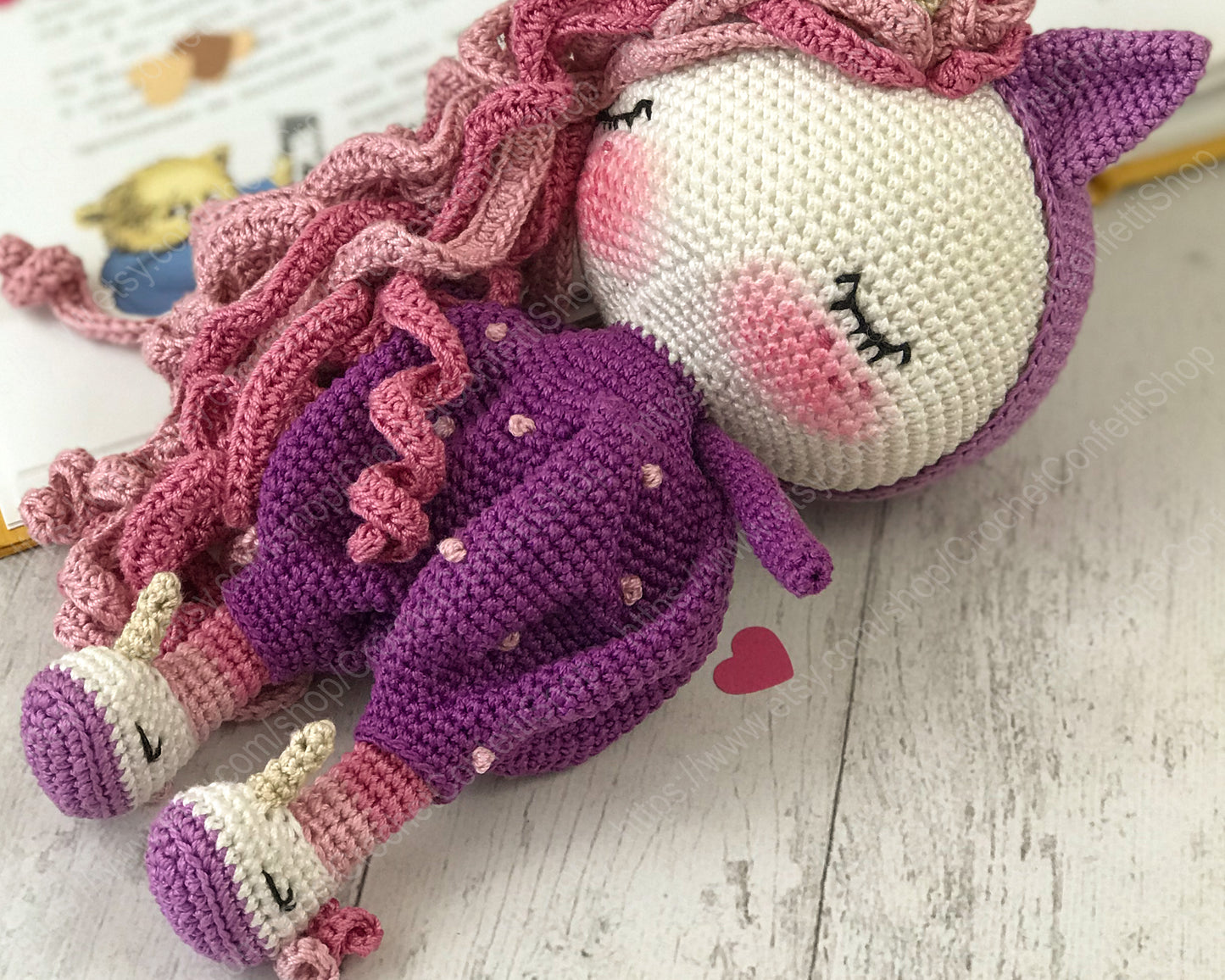 Patron de poupee licorne endormie