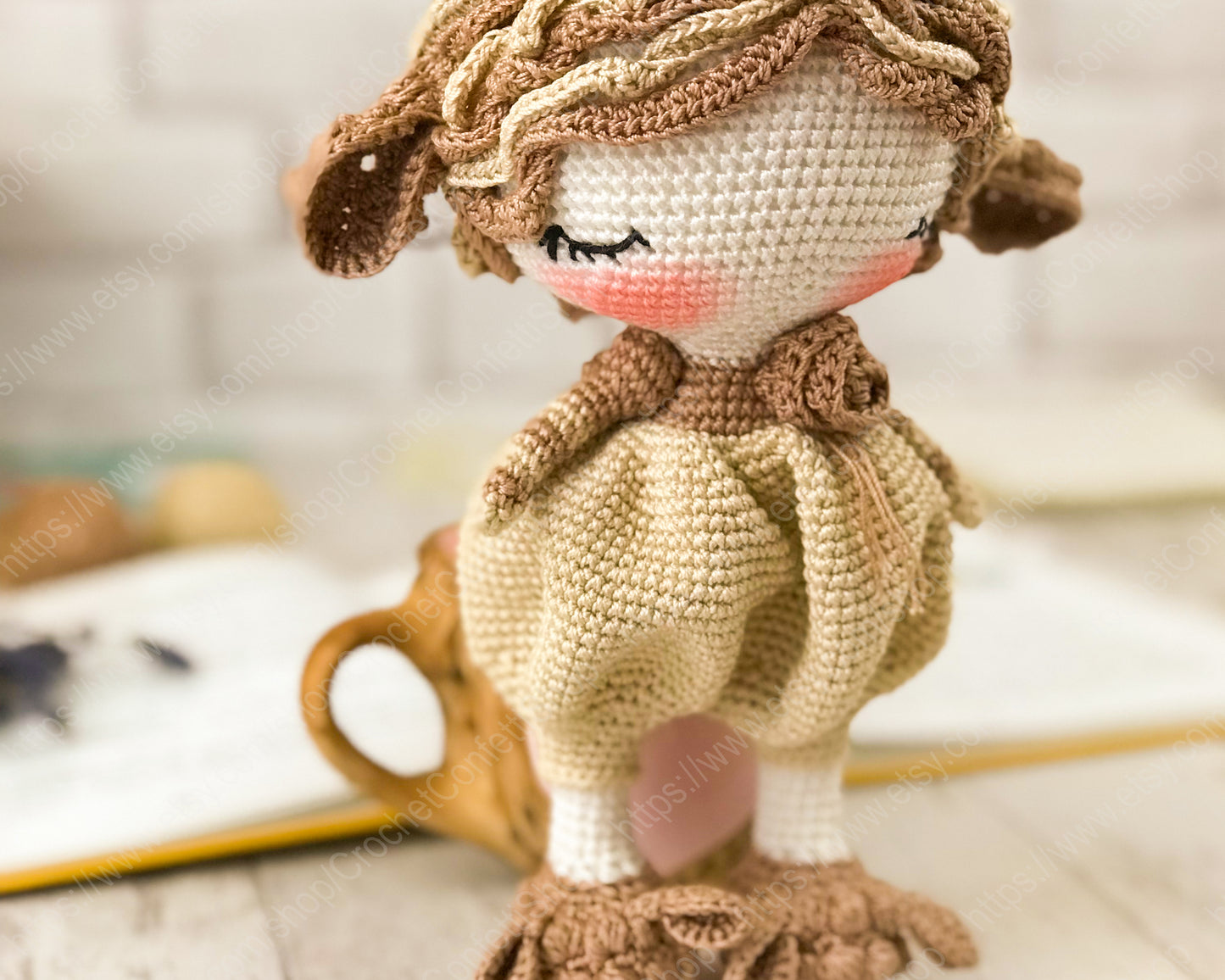 PATRON DE POUPEE MOUTON ENDORMIE