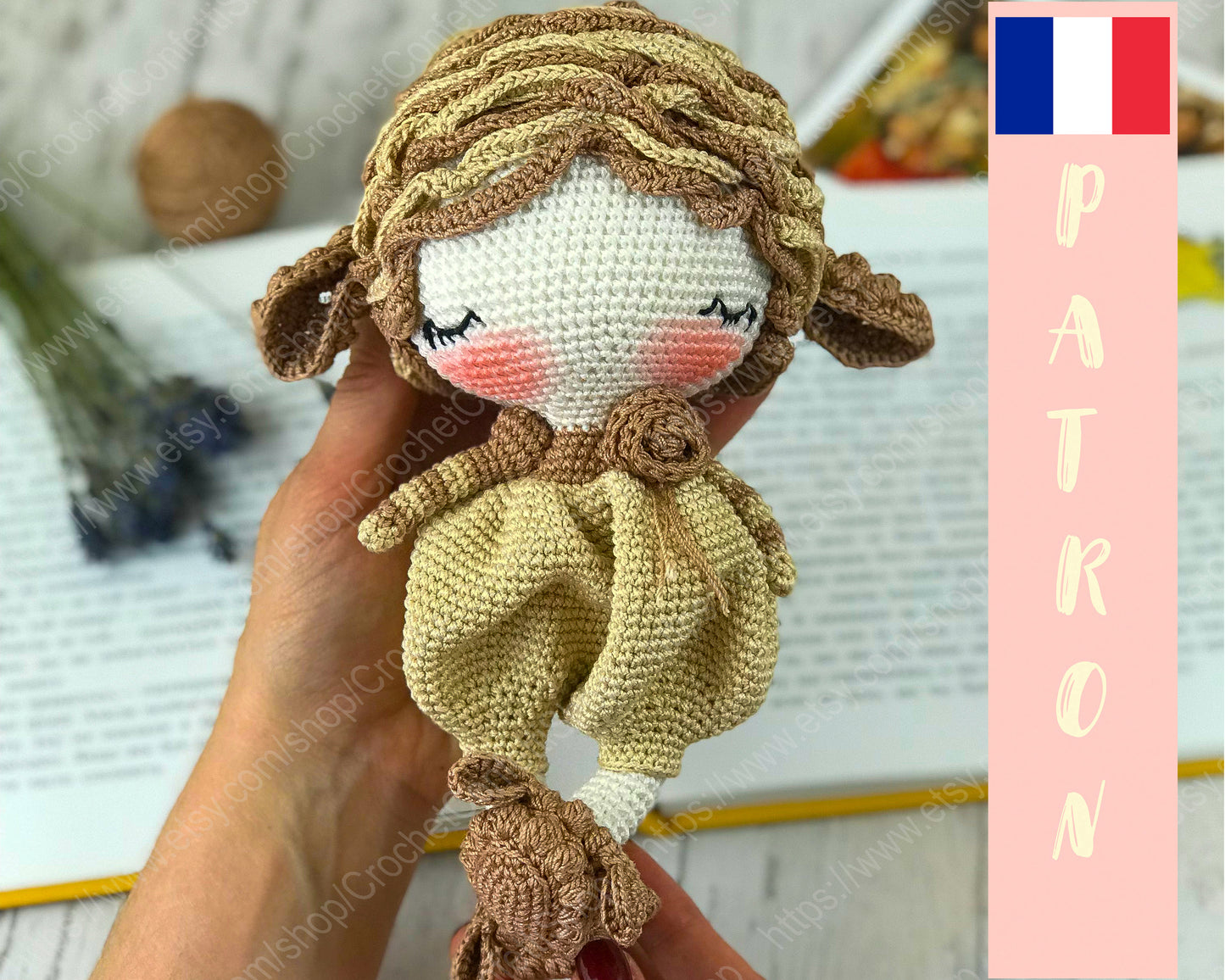 PATRON DE POUPEE MOUTON ENDORMIE