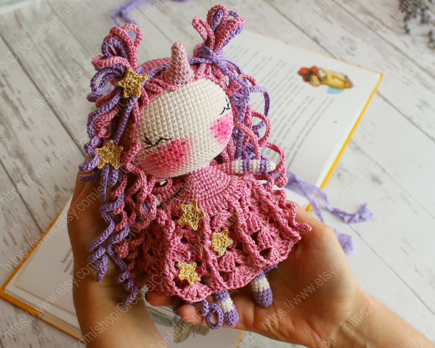 ANLEITUNG FÜR PUPPE EINHORN