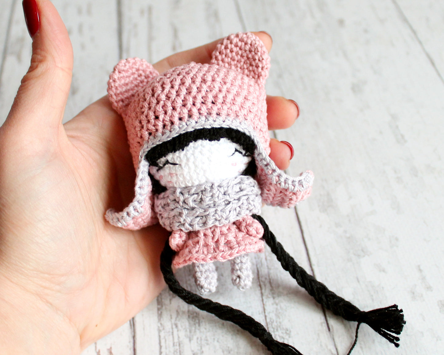 Patrón de la pequeña muñeca oso