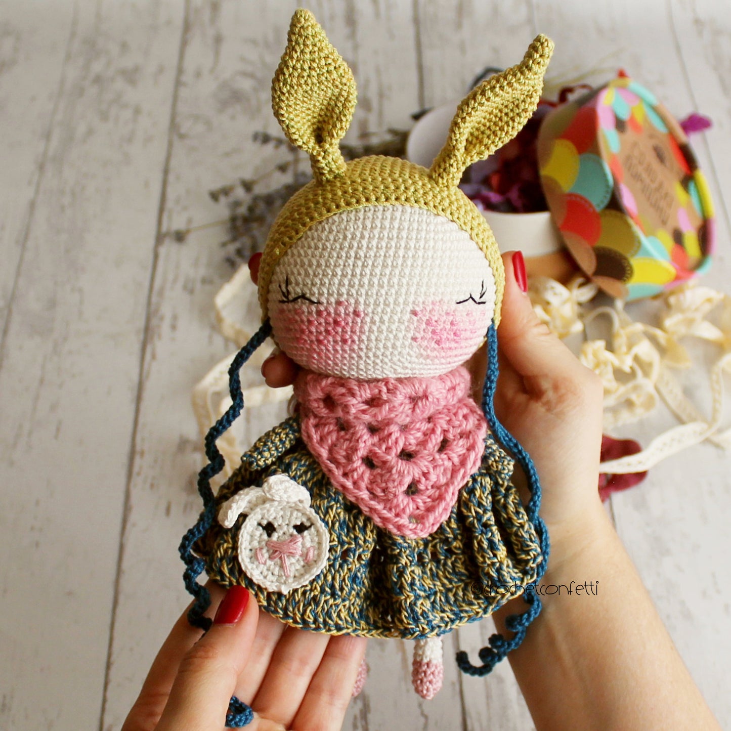 crochet pattern easter rabbit