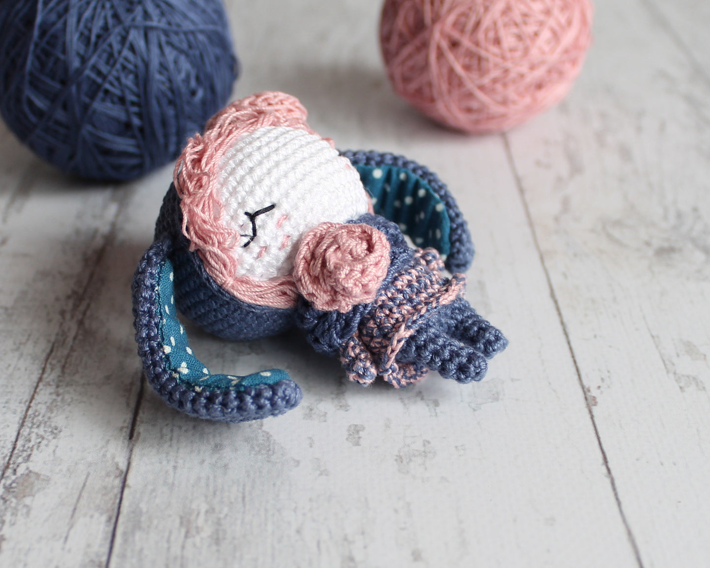 Pattern Crochet Little Girl Rabbit, Crochet Amigurumi Rabbit Accessory, Amigurumi Dolls Pattern, PDF Crochet Toy Bunny Pattern 9 cm / 3.5"
