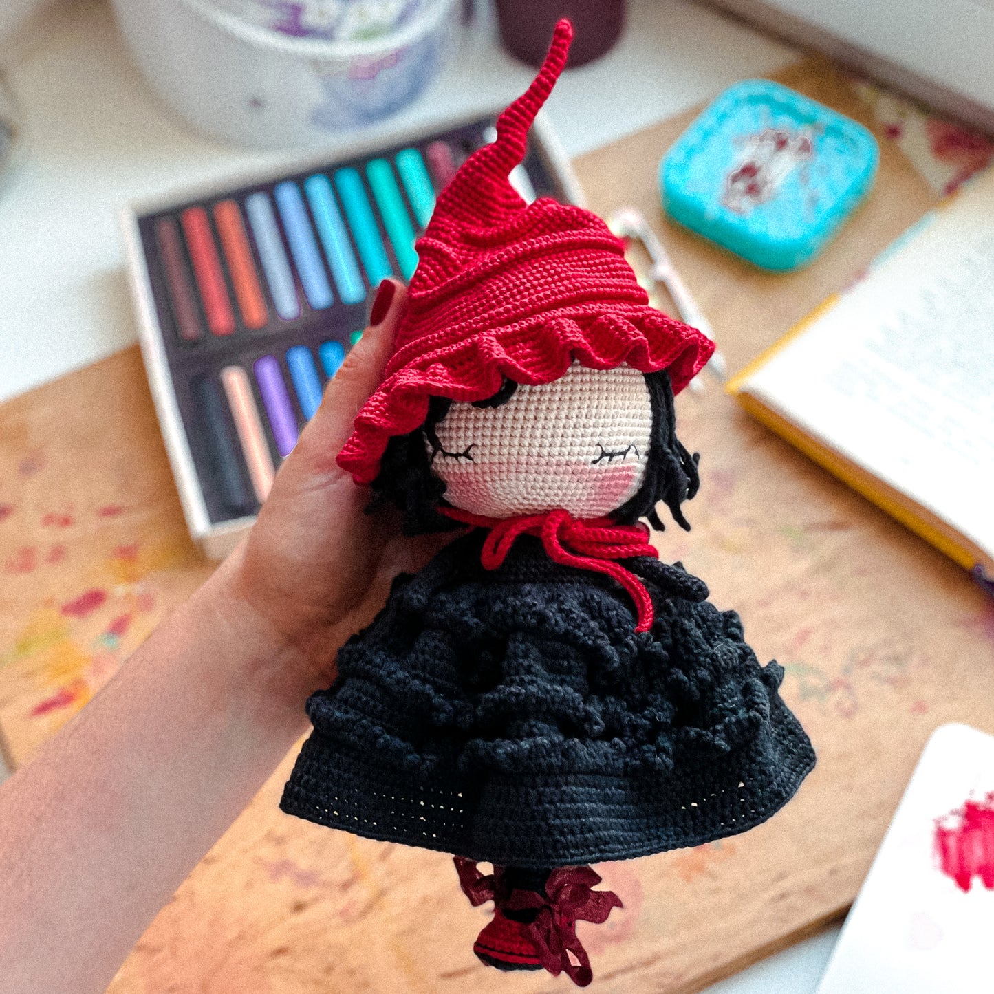 PDF Pattern Witch is ENGLISH