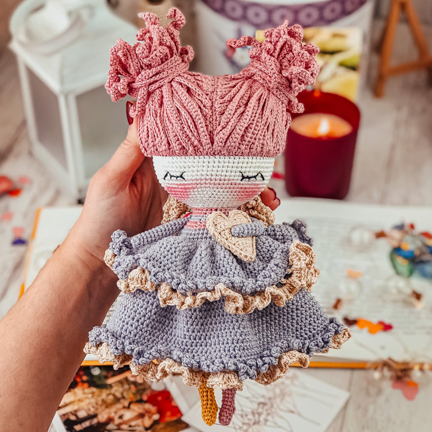 crochet pattern Valentine Angel