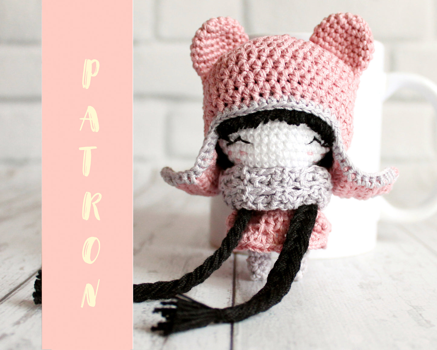 Patrón de la pequeña muñeca oso