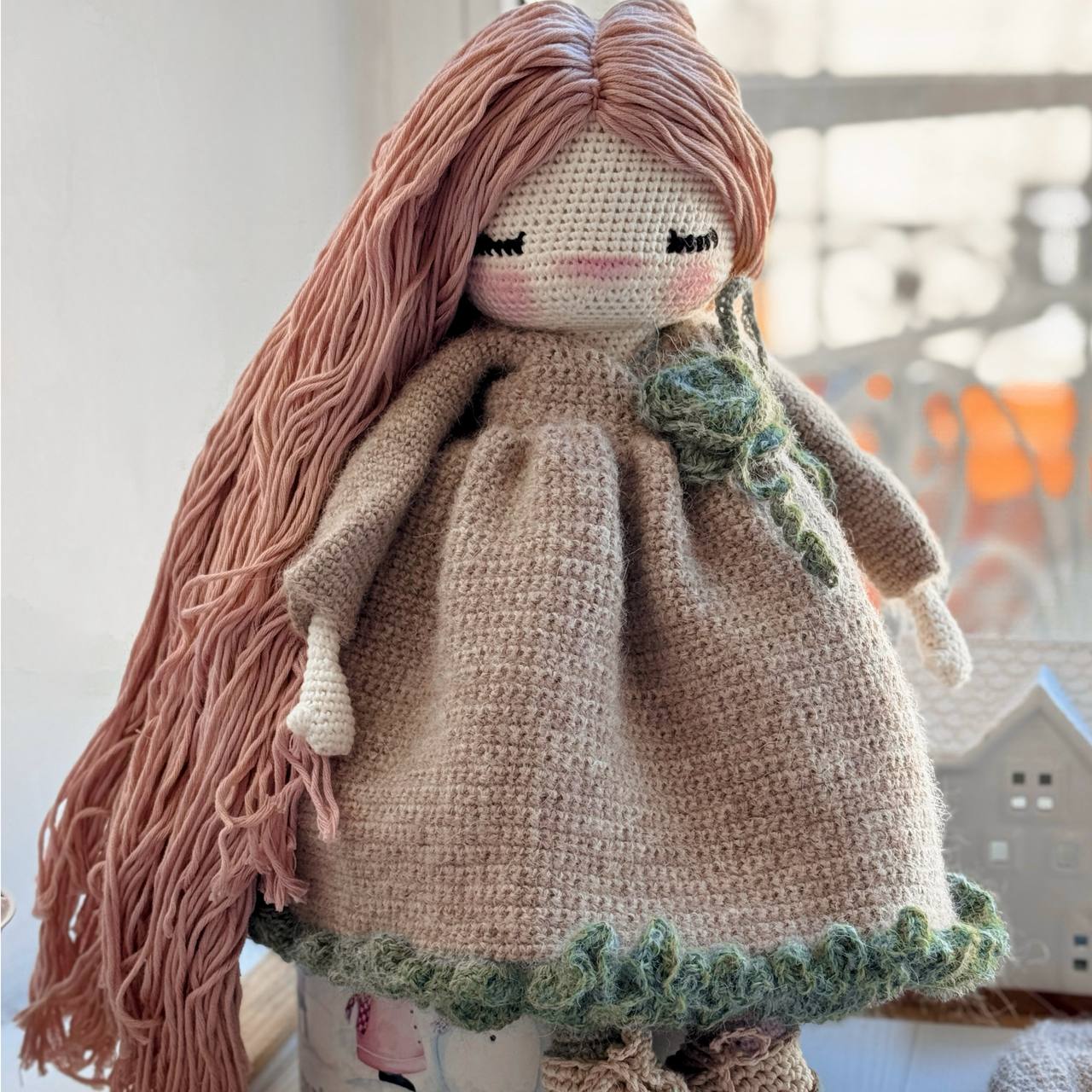 PDF PRINCESA ACOGEDORA – PATRÓN DE CROCHET ESPAÑOL