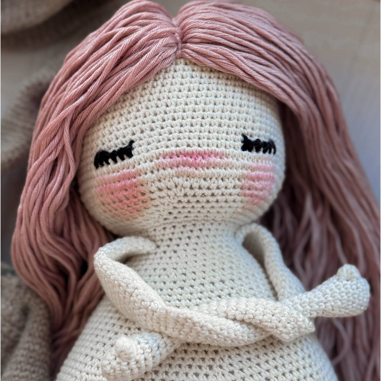 PDF PRINCESA ACOGEDORA – PATRÓN DE CROCHET ESPAÑOL