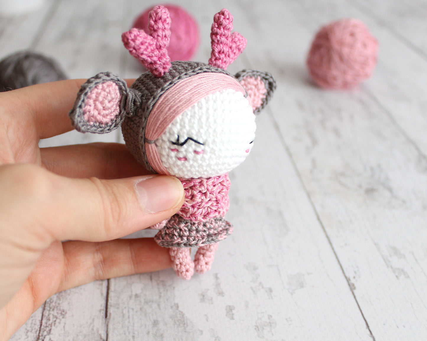 PDF Amigurumi Pattern, Crochet Little Doll Deer, Crochet Deer Accessory, Crochet Toy Pattern Little Deer 9 cm / 3.5"
