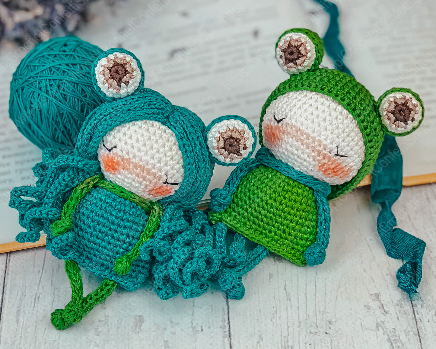 PDF Pattern Crochet Amigurumi Little Frogs English